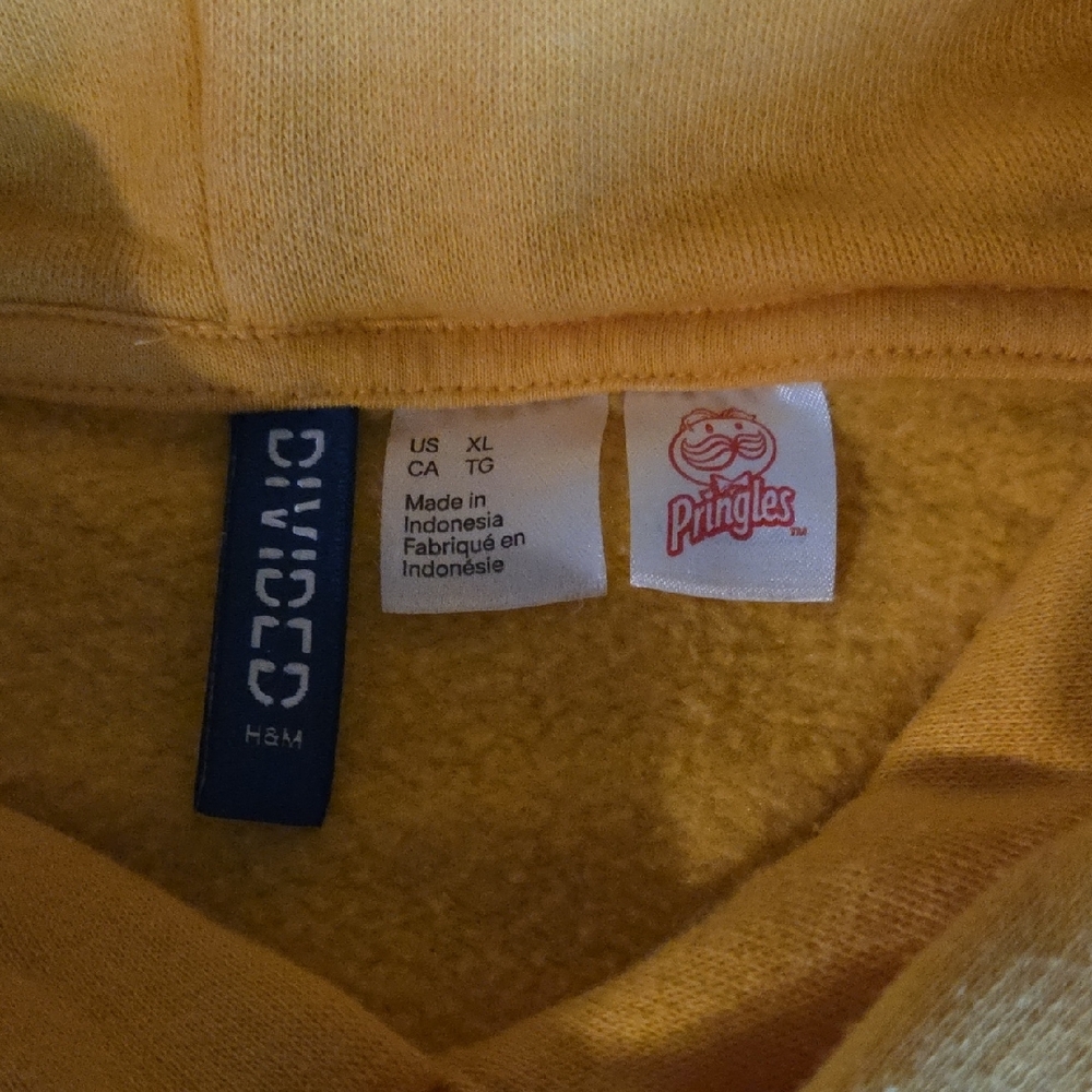 XL Divided Yellow Pringles Hoodie Merch Stoner Skater Whimsy Clowncore Y2k 90s - Picture 4 of 9